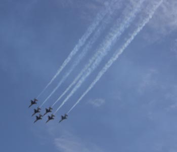 5 of 6 F16 Jets